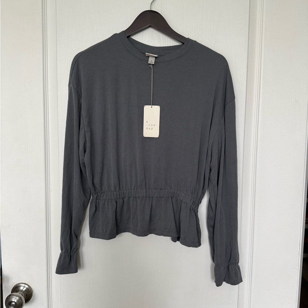 Grey Long Sleeve ribbed top